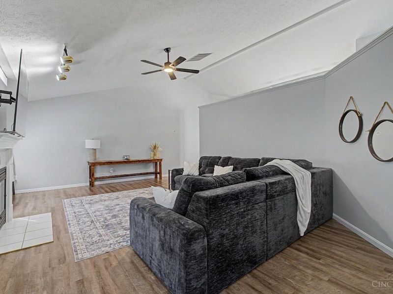 285 Christina, Carlisle, OH 45005 Photo 12