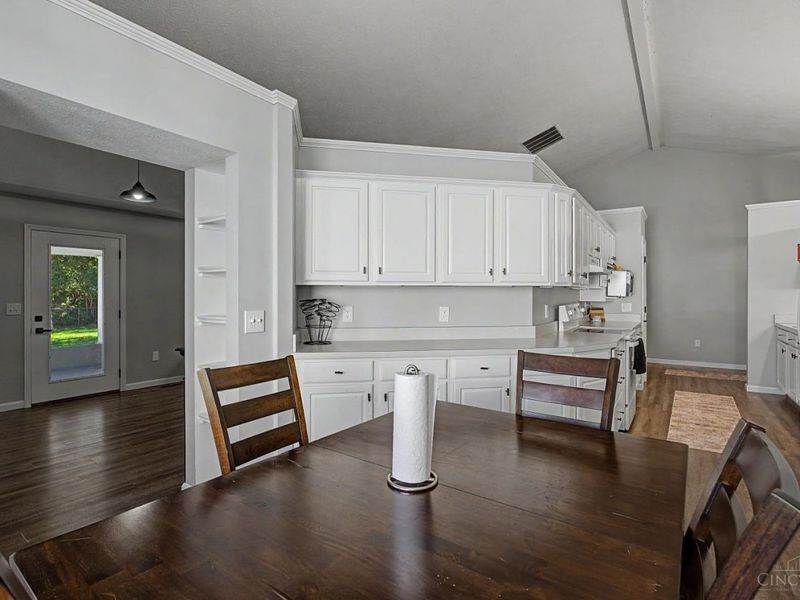 285 Christina, Carlisle, OH 45005 Photo 18