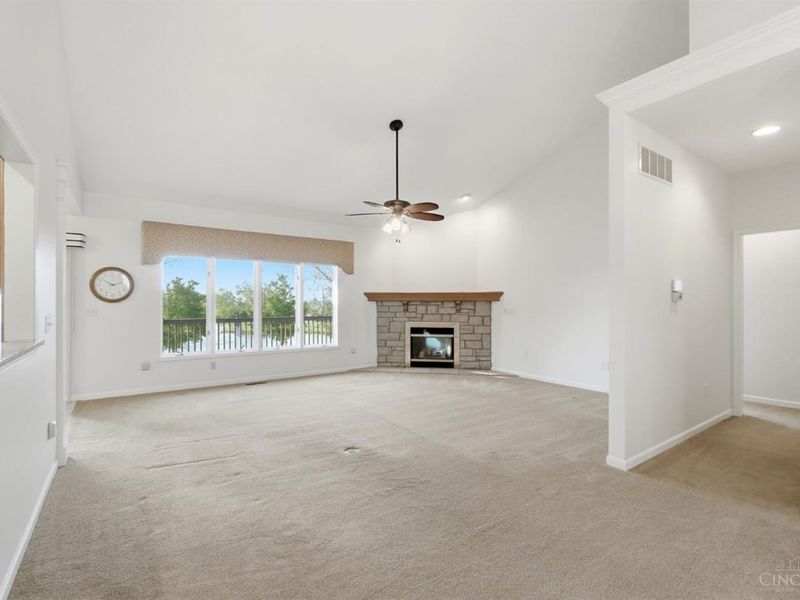 812 Valley View Point, Springboro, OH 45066 Photo 12