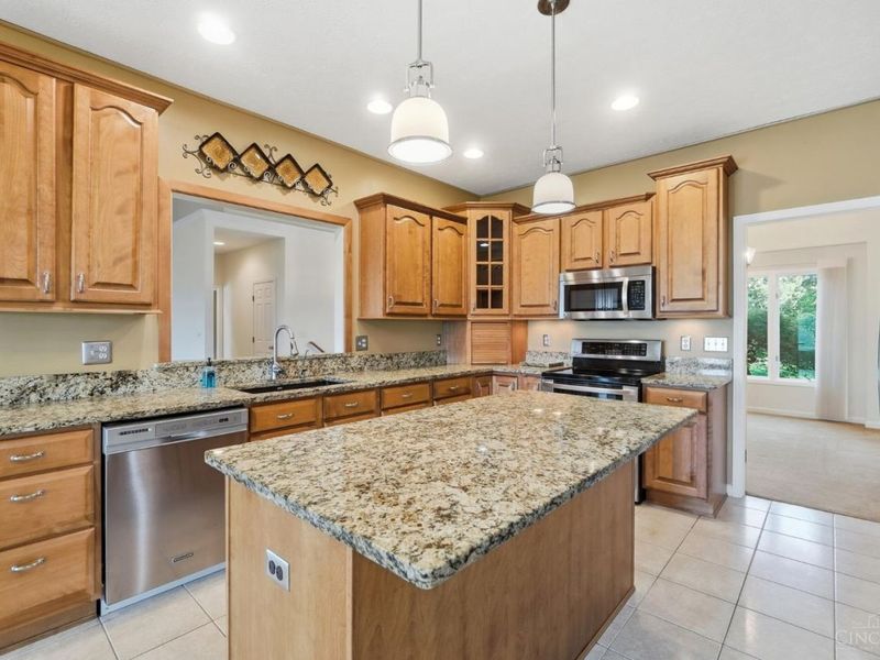 812 Valley View Point, Springboro, OH 45066 Photo 16