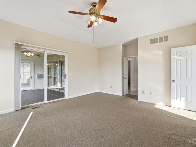 812 Valley View Point, Springboro, OH 45066 Photo 24