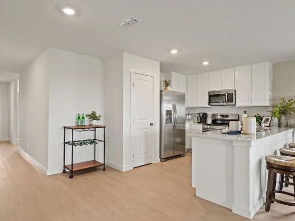 2679 LASSO LOOP , EAGLE LAKE, FL 33839