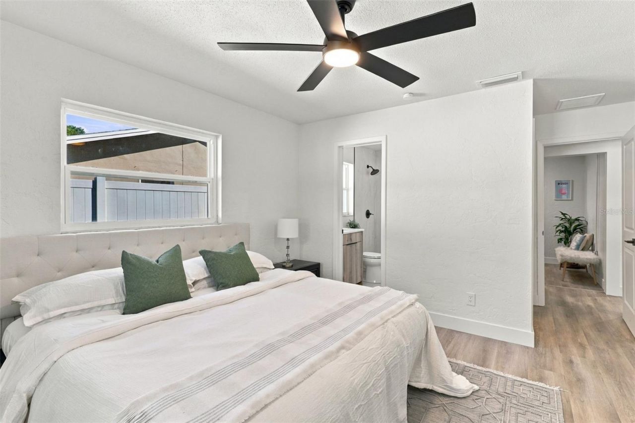 11218 116th Street, Seminole, FL 33778 Photo