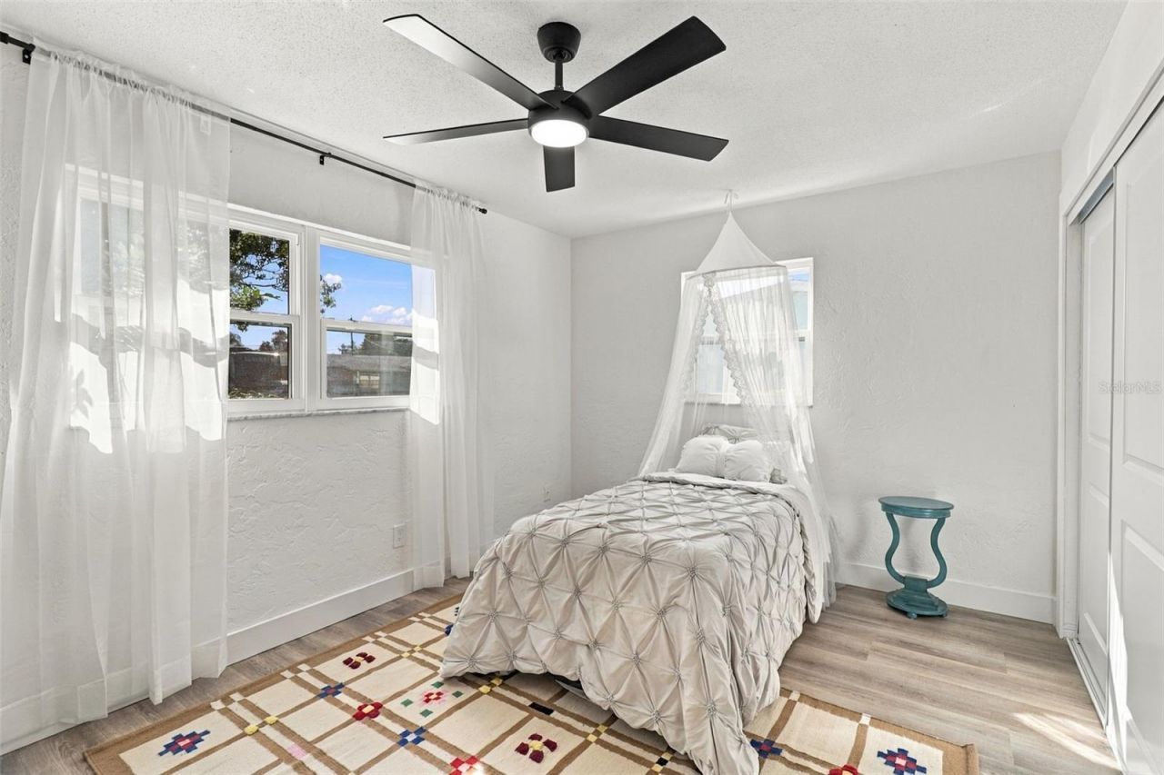 11218 116th Street, Seminole, FL 33778 Photo