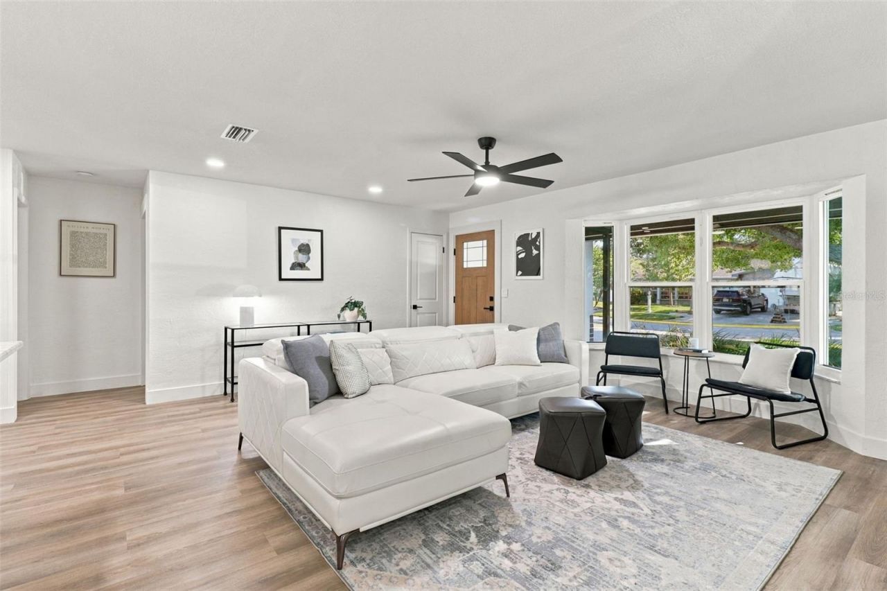 11218 116th Street, Seminole, FL 33778 Photo