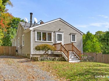 4 Hopewell, New Fairfield, CT 06812