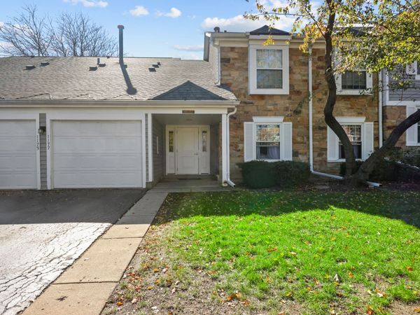 1171 Auburn Lane , Buffalo Grove, IL 60089