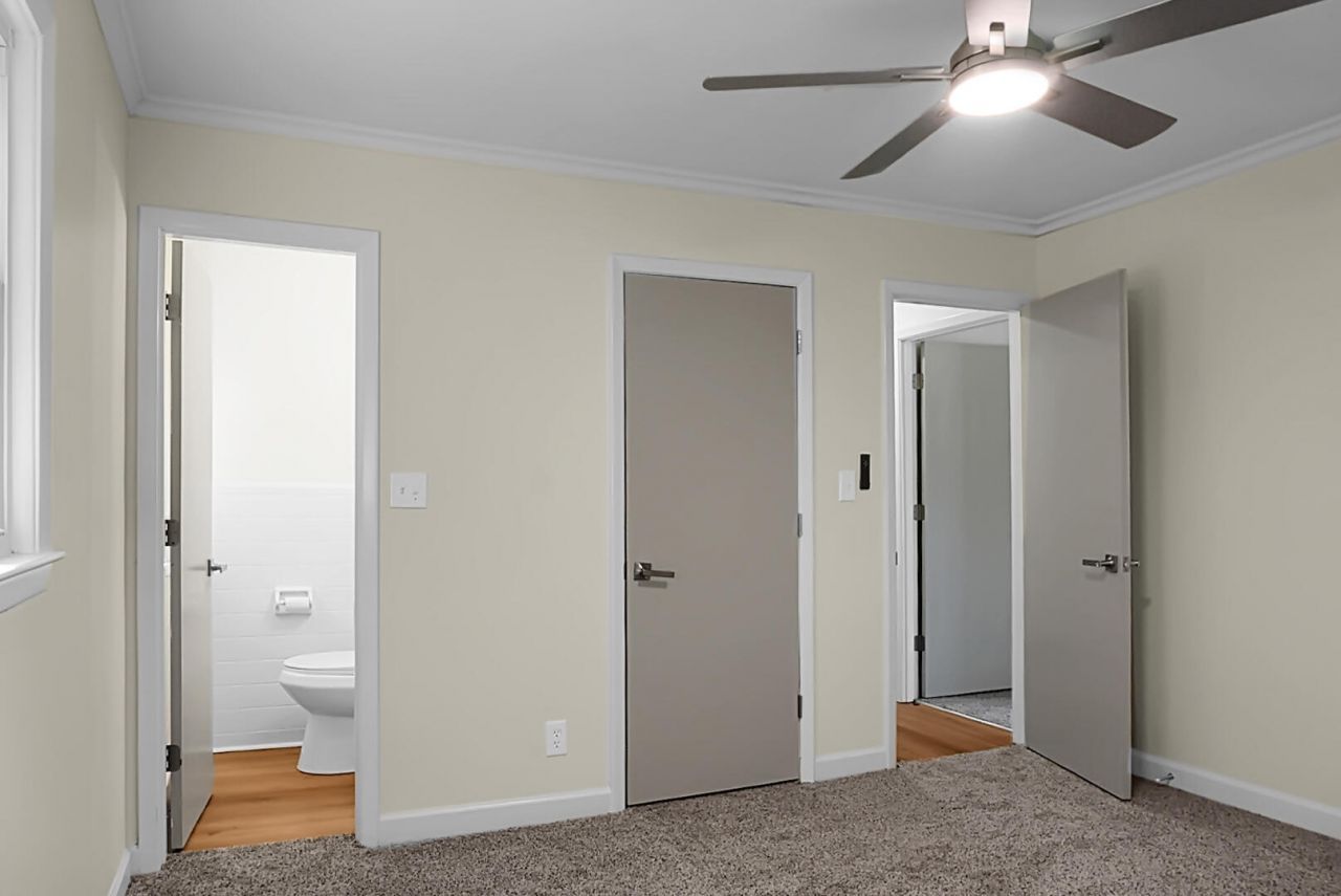 138 Clarine Drive Photo 13