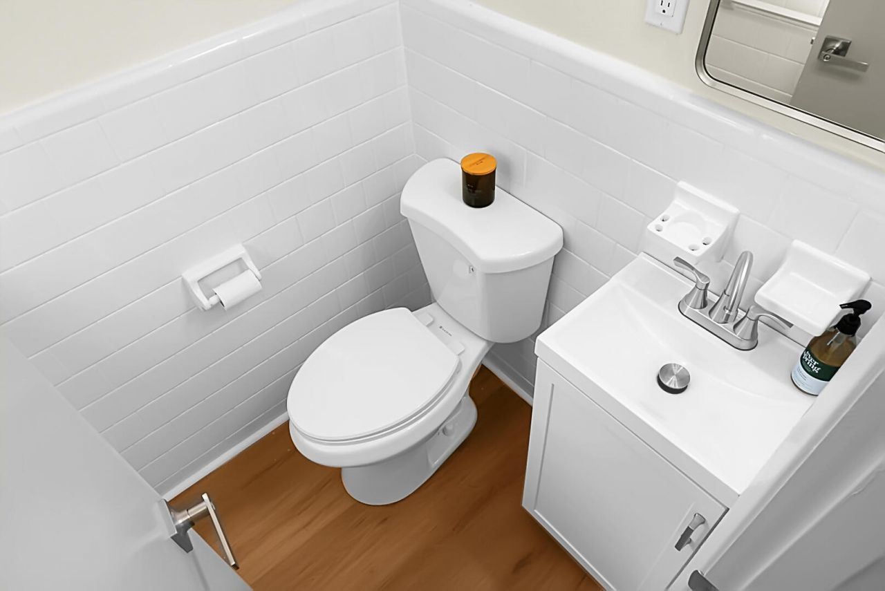 138 Clarine Drive Photo 14
