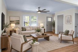 138 Clarine Drive photo 4