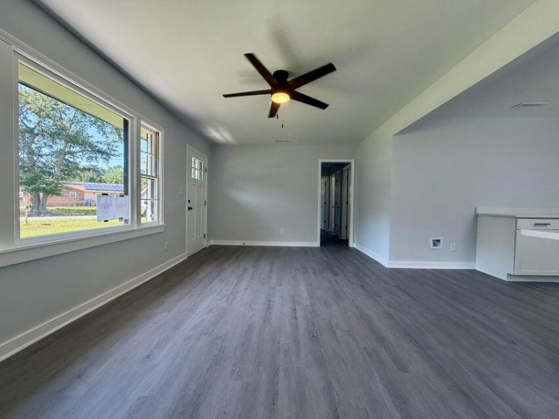 4740 Linda Street Photo 11