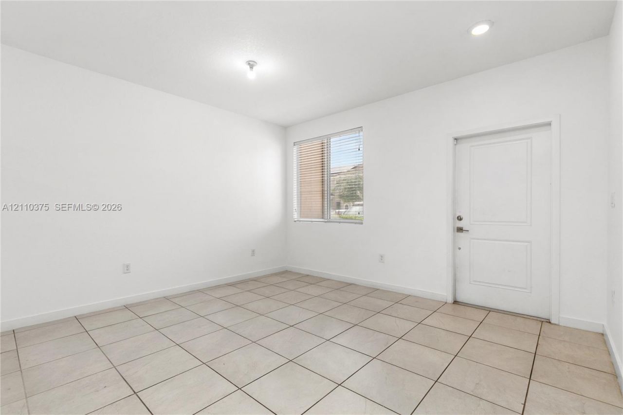 1051 SE 23rd Ter , Homestead, FL 33035 Photo