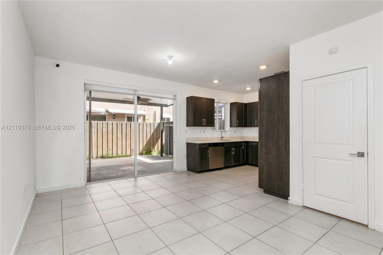 1051 SE 23rd Ter , Homestead, FL 33035 Photo