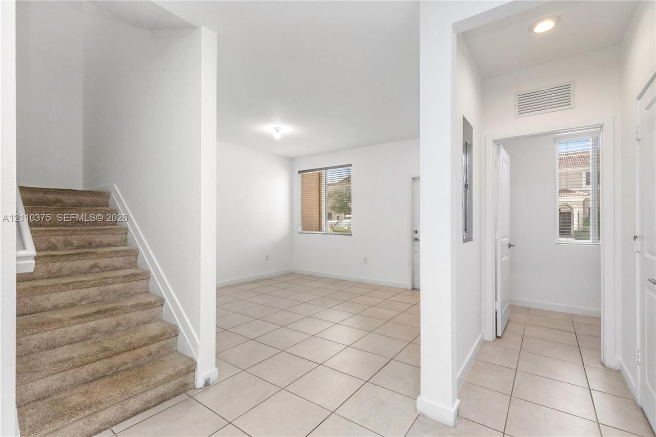 1051 SE 23rd Ter , Homestead, FL 33035 Photo
