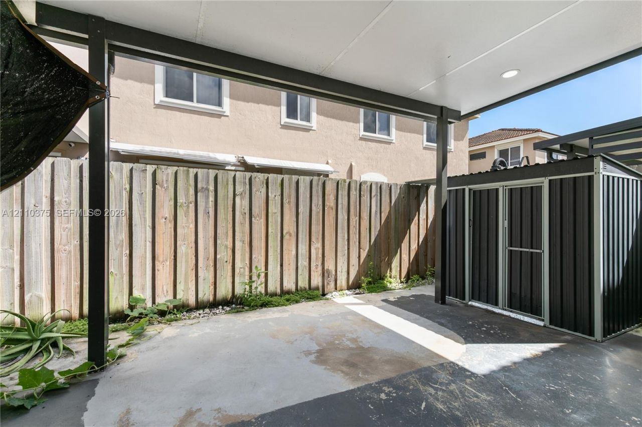 1051 SE 23rd Ter , Homestead, FL 33035 Photo