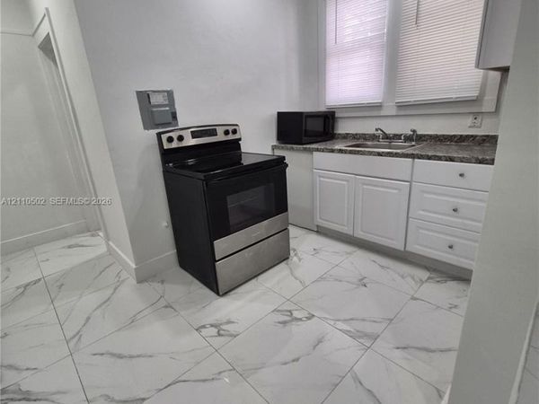2144 SW 6th St , Unit 3, Miami, FL 33135