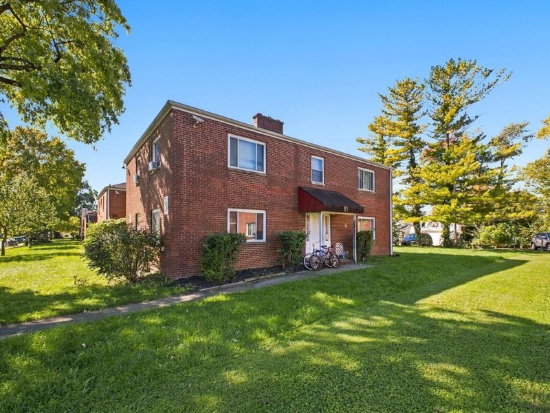 81 N Hampton Road, Columbus, OH 43213 Photo 3