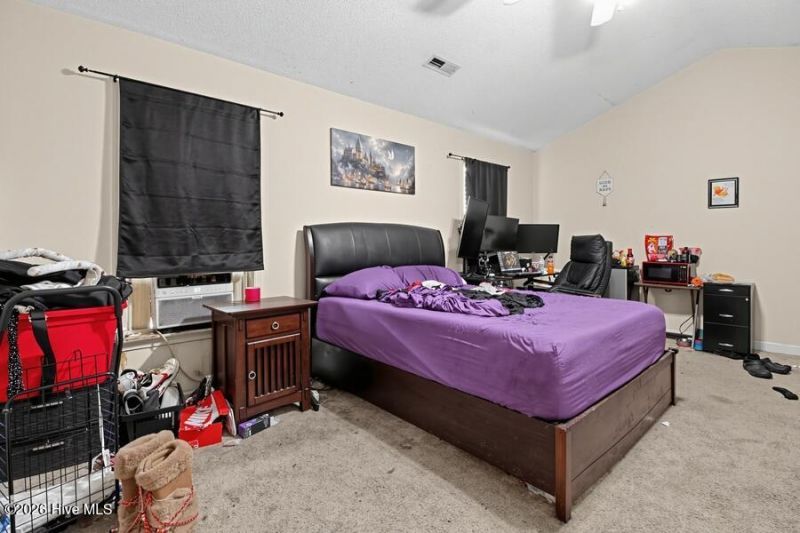 789 Lloyd Court  Photo 7
