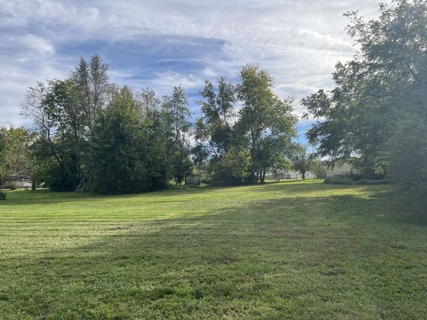 905 W Church Street , Kewanee, IL 61443