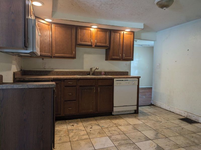 2744 Sunset Avenue , Springfield, OH 45505 Photo 6