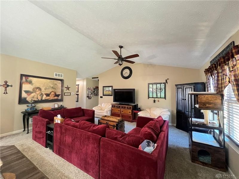 110 Silver Oak Court, Carlisle, OH 45005 Photo 10