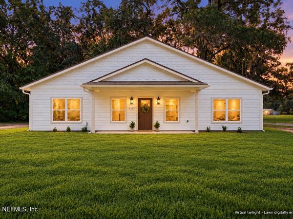 4117 SILVER LAKE Drive, Palatka, FL 32177