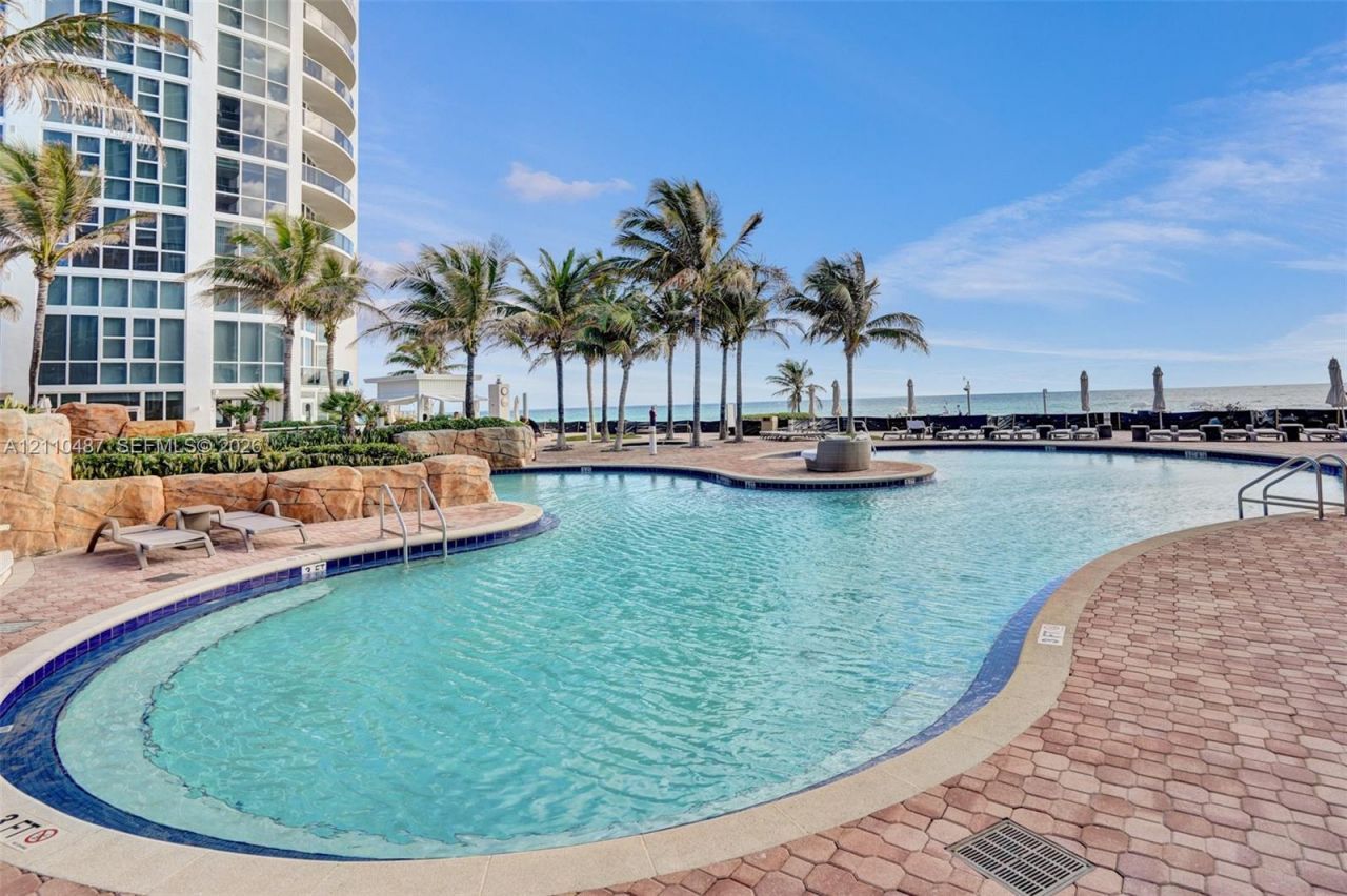 18201 Collins Ave, Unit 3402, Sunny Isles Beach, FL 33160 Photo