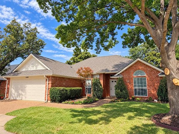 1309 Danielle Drive, Bedford, TX 76021