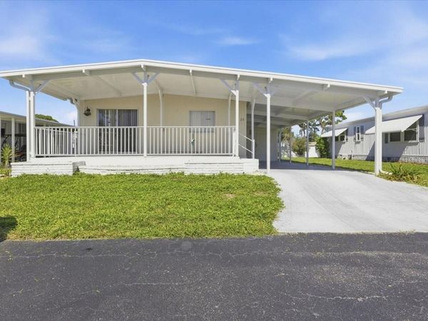 26 N ESPLANADE STREET , ENGLEWOOD, FL 34223