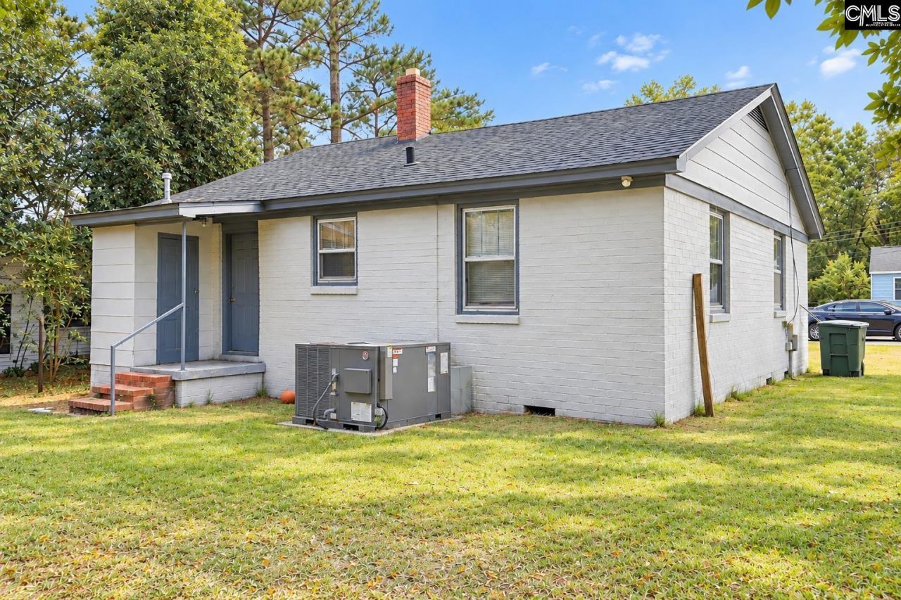 920 Berry St  Photo 28