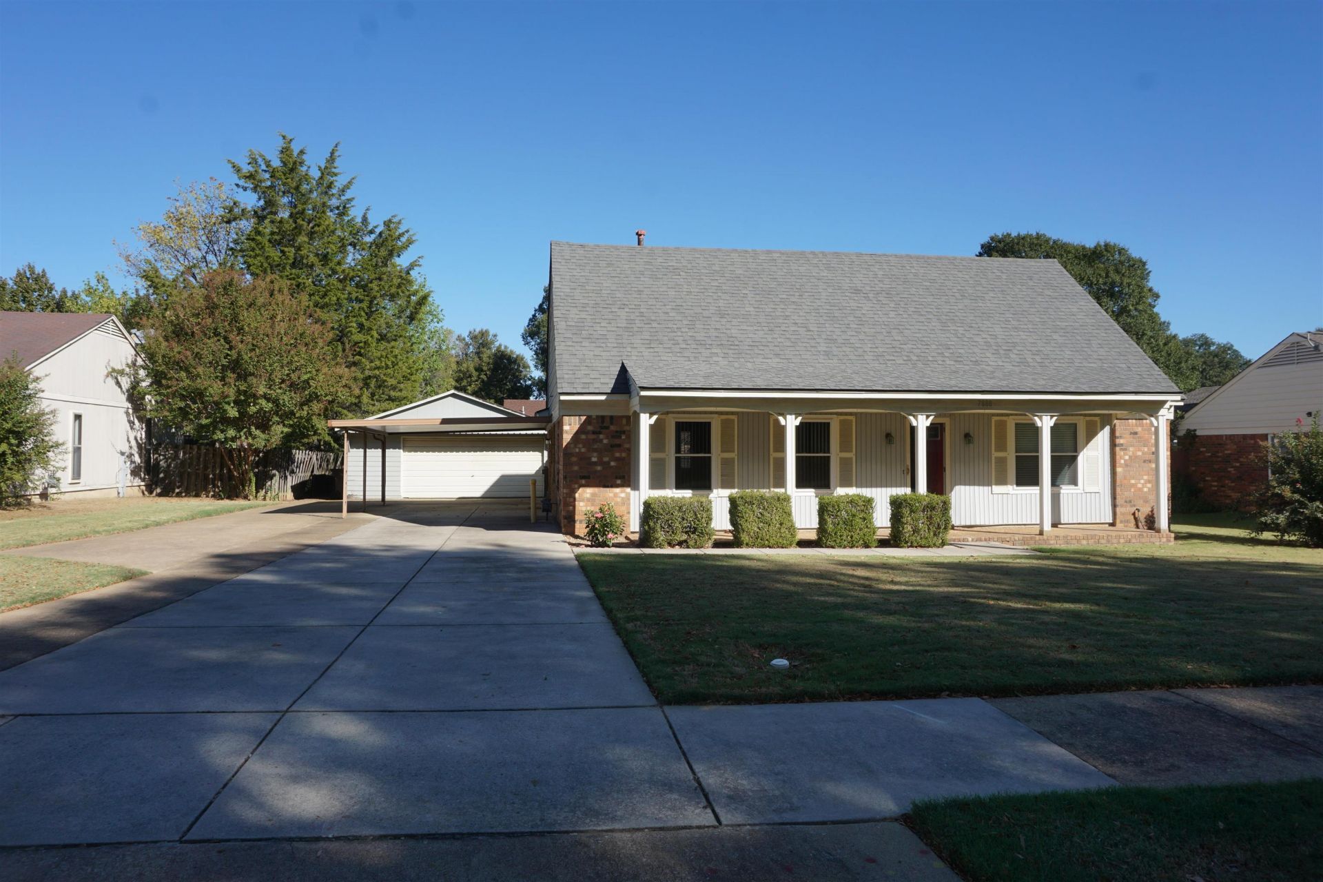 7888 CAROL ELAINE CIR Bartlett, TN 38133