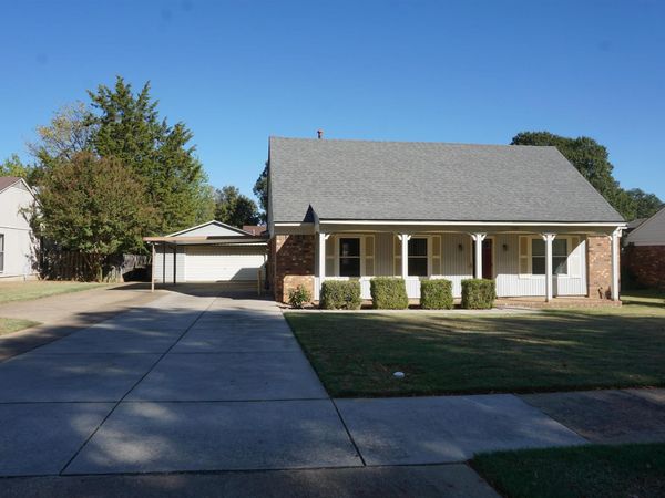 7888 CAROL ELAINE CIR, Bartlett, TN 38133