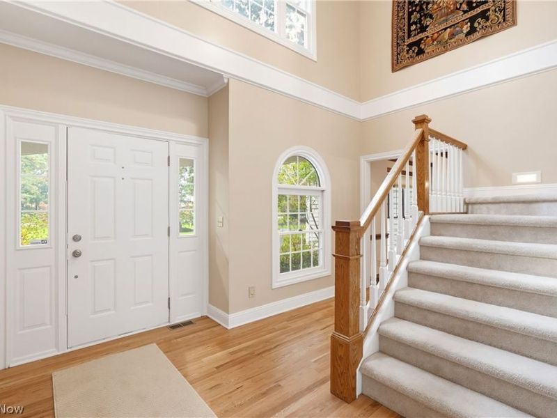 495 North Street , Chagrin Falls, OH 44022 Photo 4