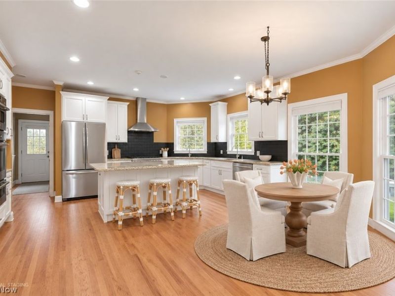 495 North Street , Chagrin Falls, OH 44022 Photo 9