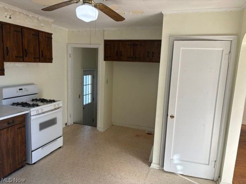 1839 9th Street SW, Akron, OH 44314 Photo 5