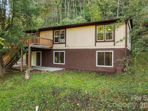 376 Roberts Hill Road, Marshall, NC 28753