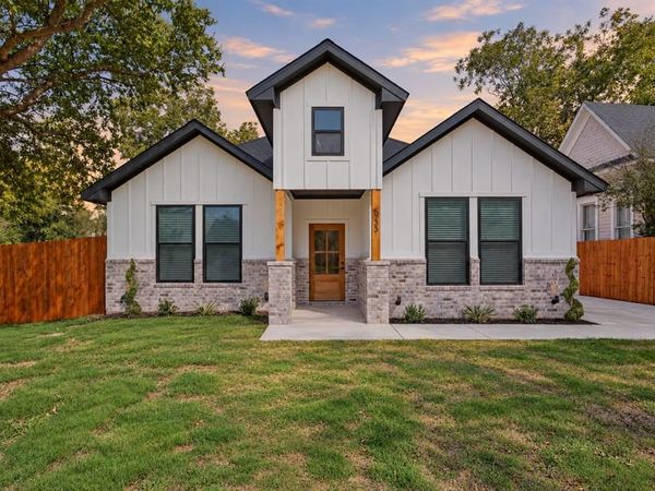 933 N 12th Street , Waco, TX 76707