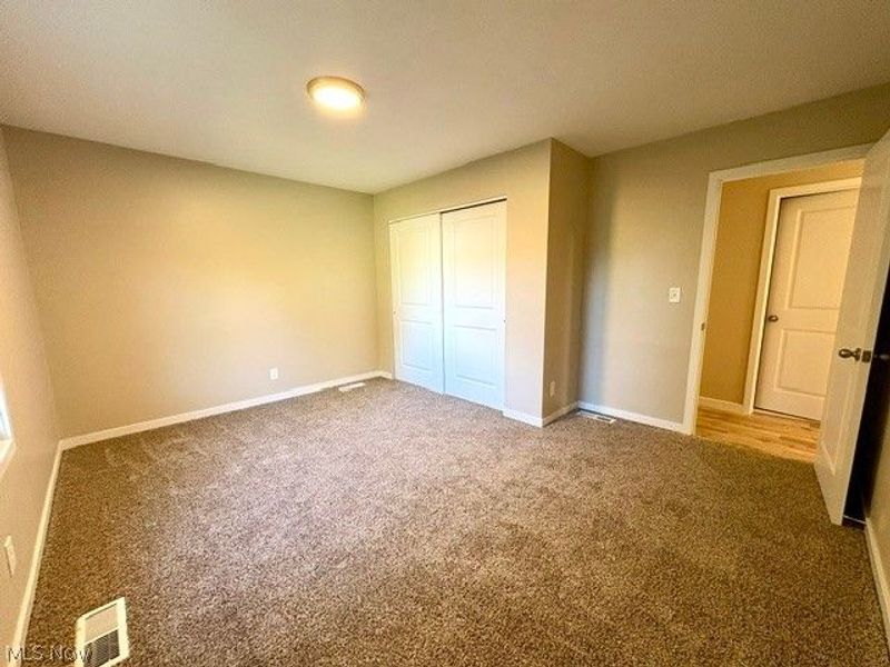 2193 33rd Street E, Cleveland, OH 44115 Photo 11