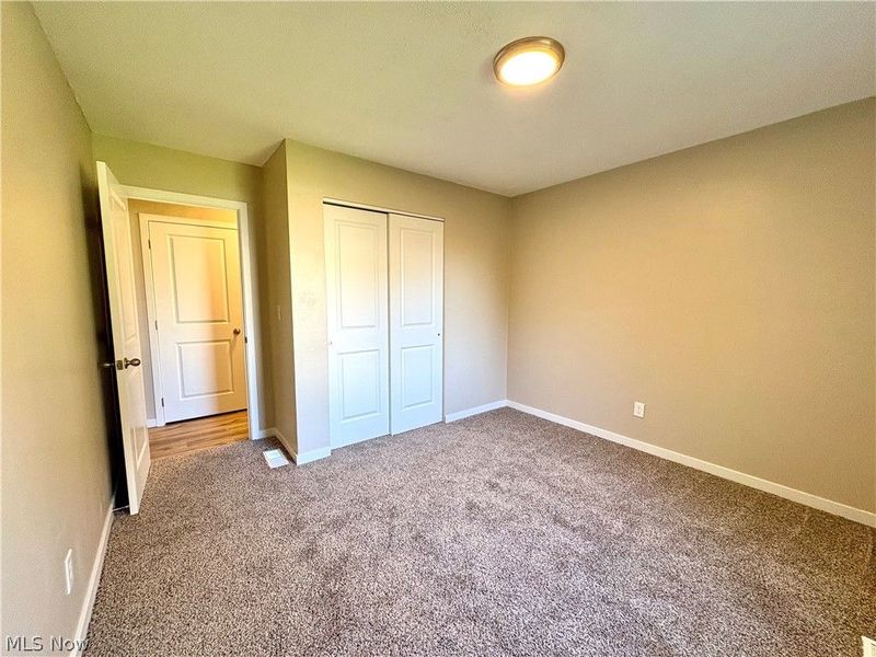 2193 33rd Street E, Cleveland, OH 44115 Photo 13