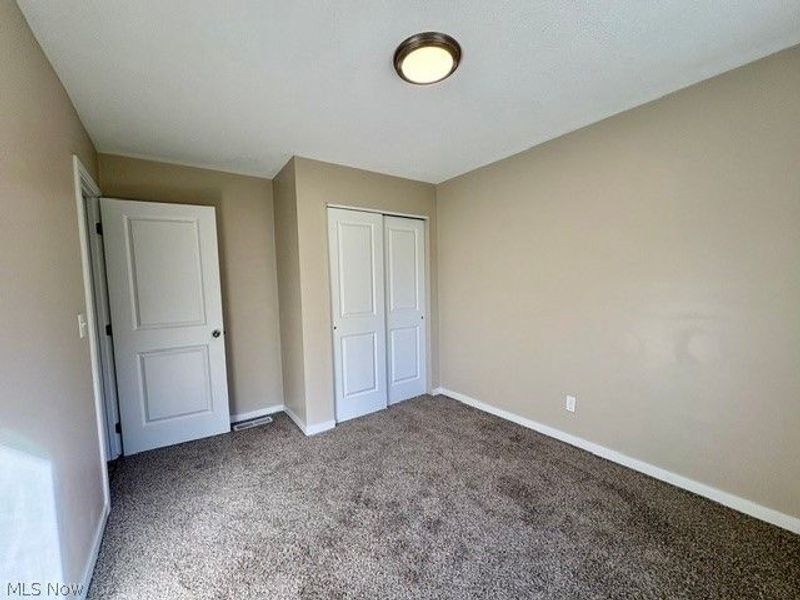 2193 33rd Street E, Cleveland, OH 44115 Photo 8