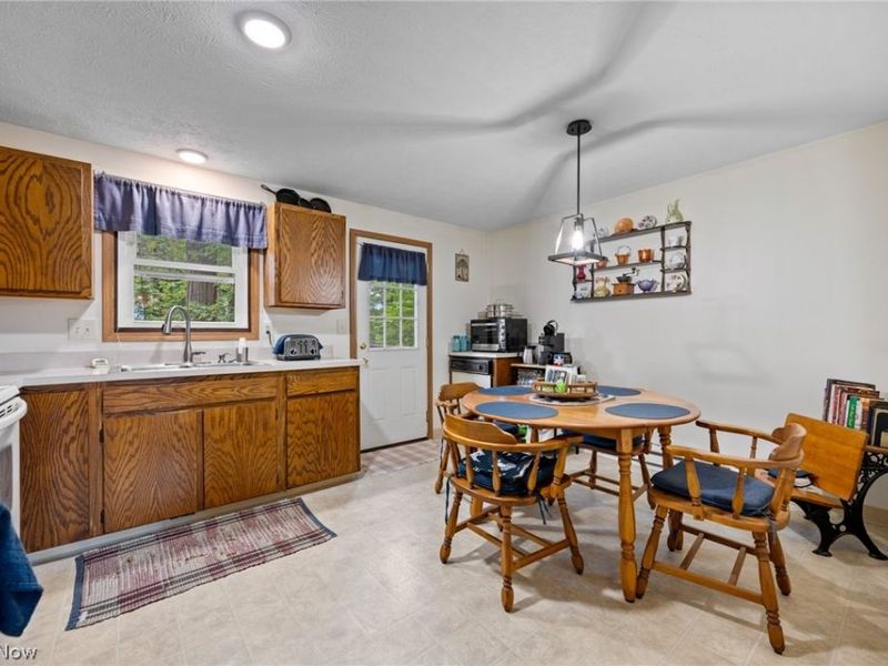 14236 Galehouse Road , Doylestown, OH 44230 Photo 8