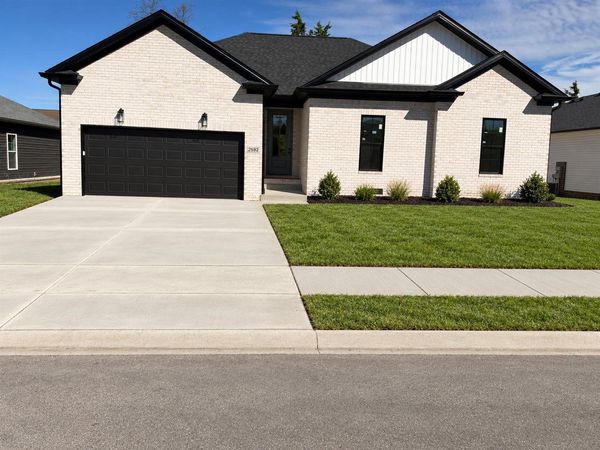 2592 Cedrus Avenue , Bowling Green, KY 42101