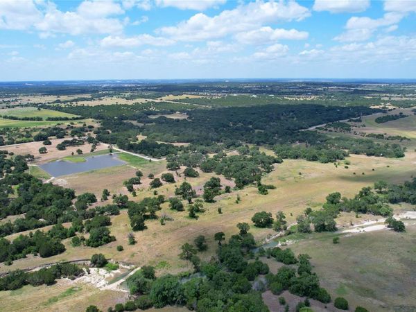 597 Spaniel Hill RD , Georgetown, TX 78633