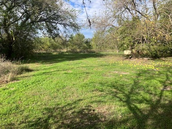 385 S Pecan Street S, Oologah, OK 74053
