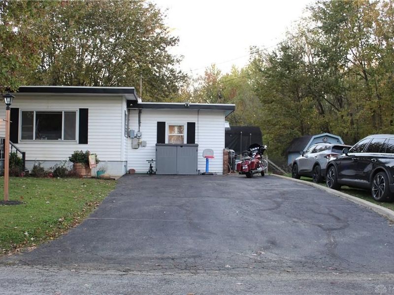 3675 Calhoun Drive, Springfield, OH 45505 Photo 46