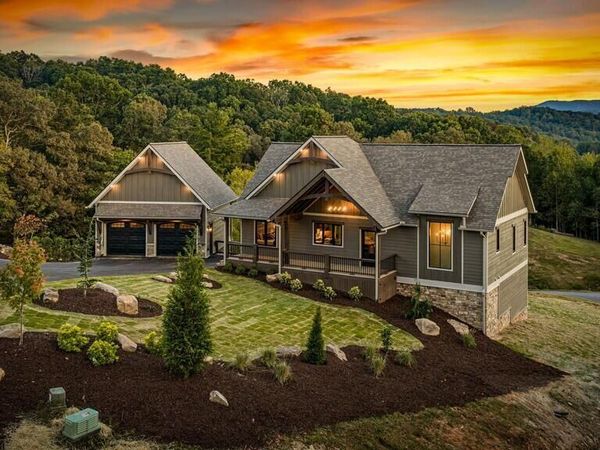 679 Cohutta Sunset Drive, Blue Ridge, GA 30513