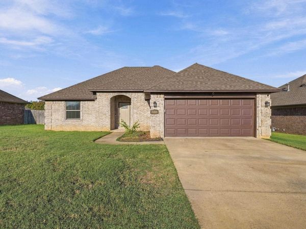 5209 Rainer Drive , Jacksonville, AR 72076