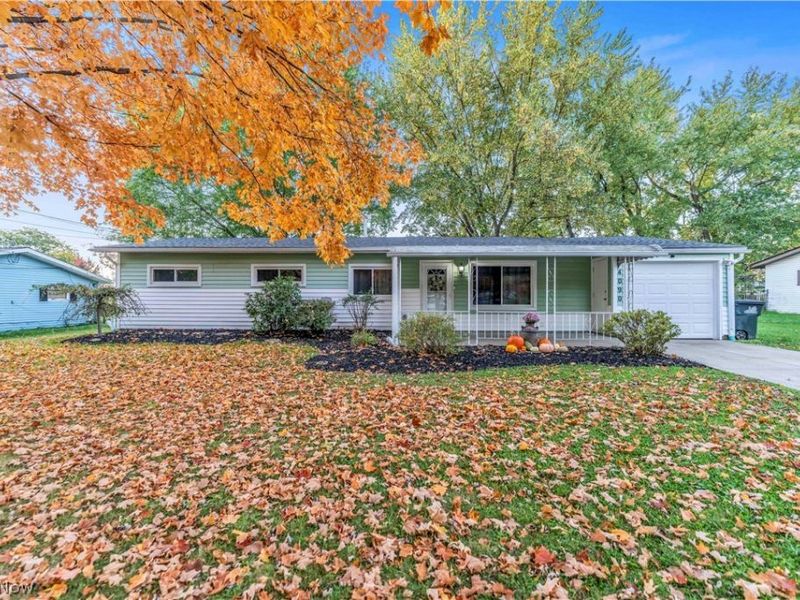 4090 Raymond Drive , Brunswick, OH 44212 Photo 1