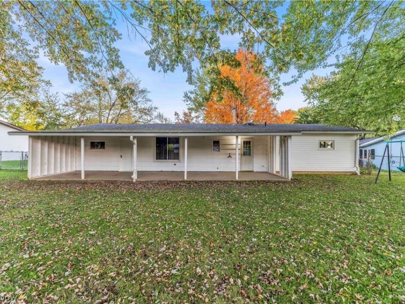 4090 Raymond Drive , Brunswick, OH 44212 Photo 2