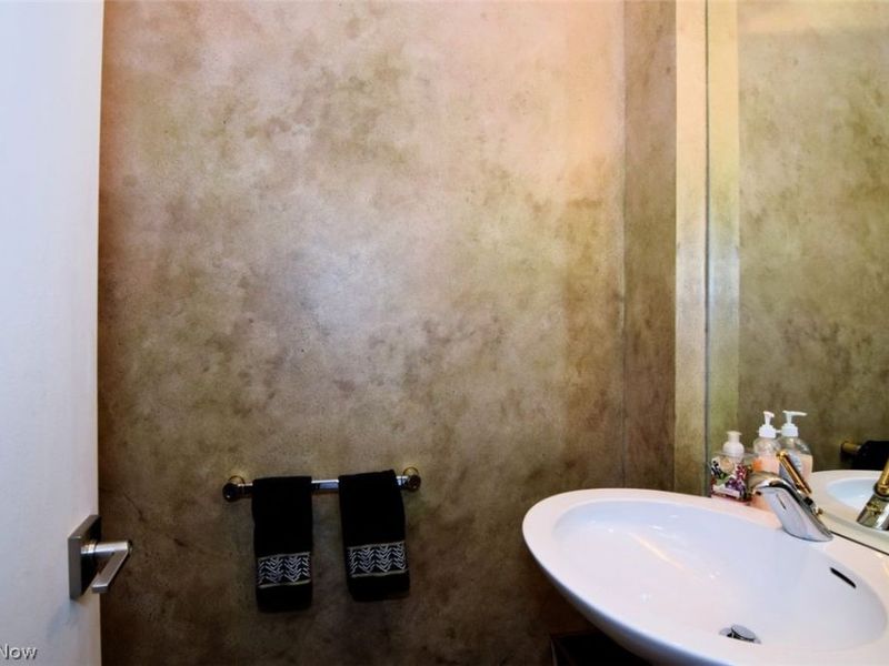 3264 Richmond Road, Beachwood, OH 44122 Photo 7